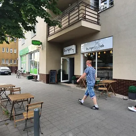 Pentagos Проживання в сім'ї