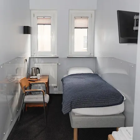 Pentagos Kwatera prywatna *