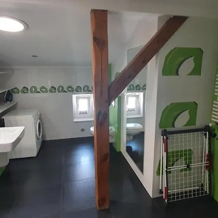 Pentagos Kwatera prywatna *