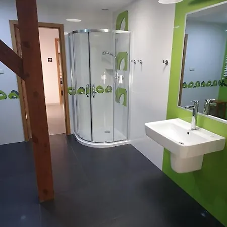 Pentagos Kwatera prywatna *