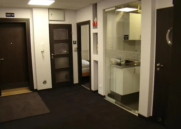 ホームステイ Pentagos *